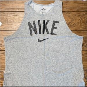 Nike Loose fitting Dri-fit tank